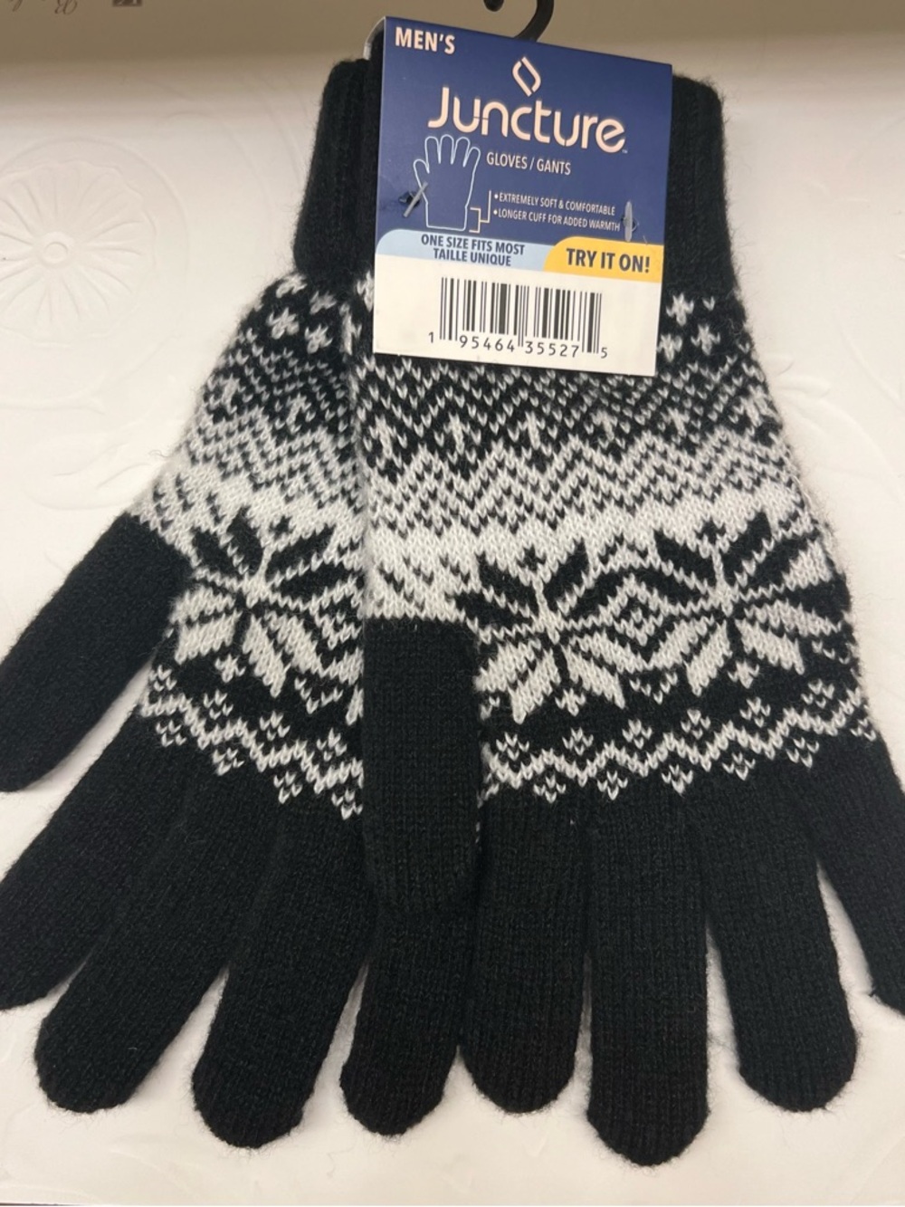 Juncture Men's Black & White Patterned Knit Gloves